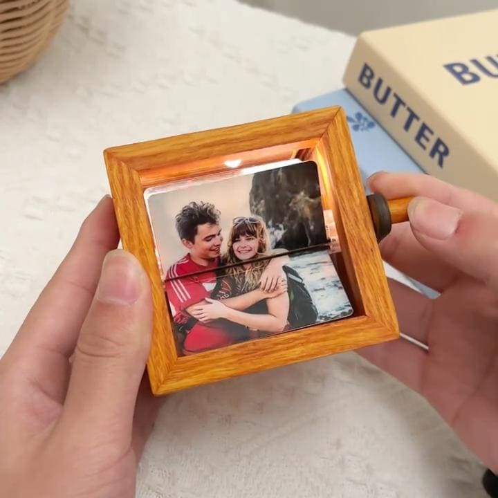 Hand-Cranked Photo Flipbook Animation Machine