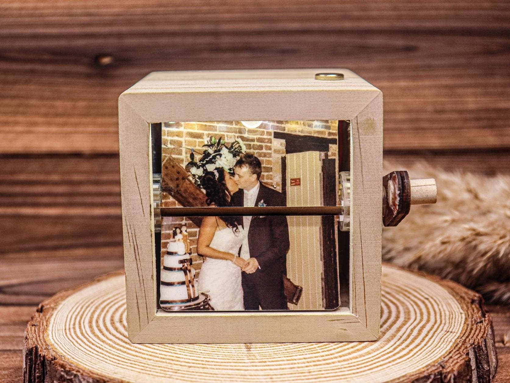 Custom Couple Flip Book Frame Animation Machine