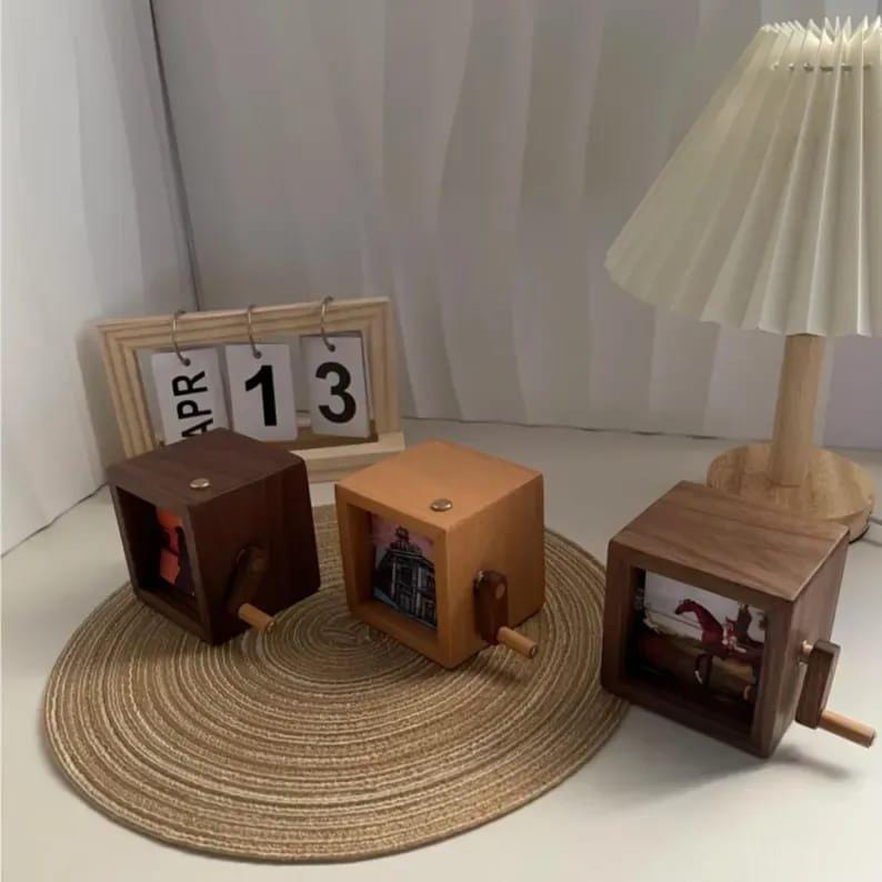 Custom Mechanical Photo Flip Book Frame