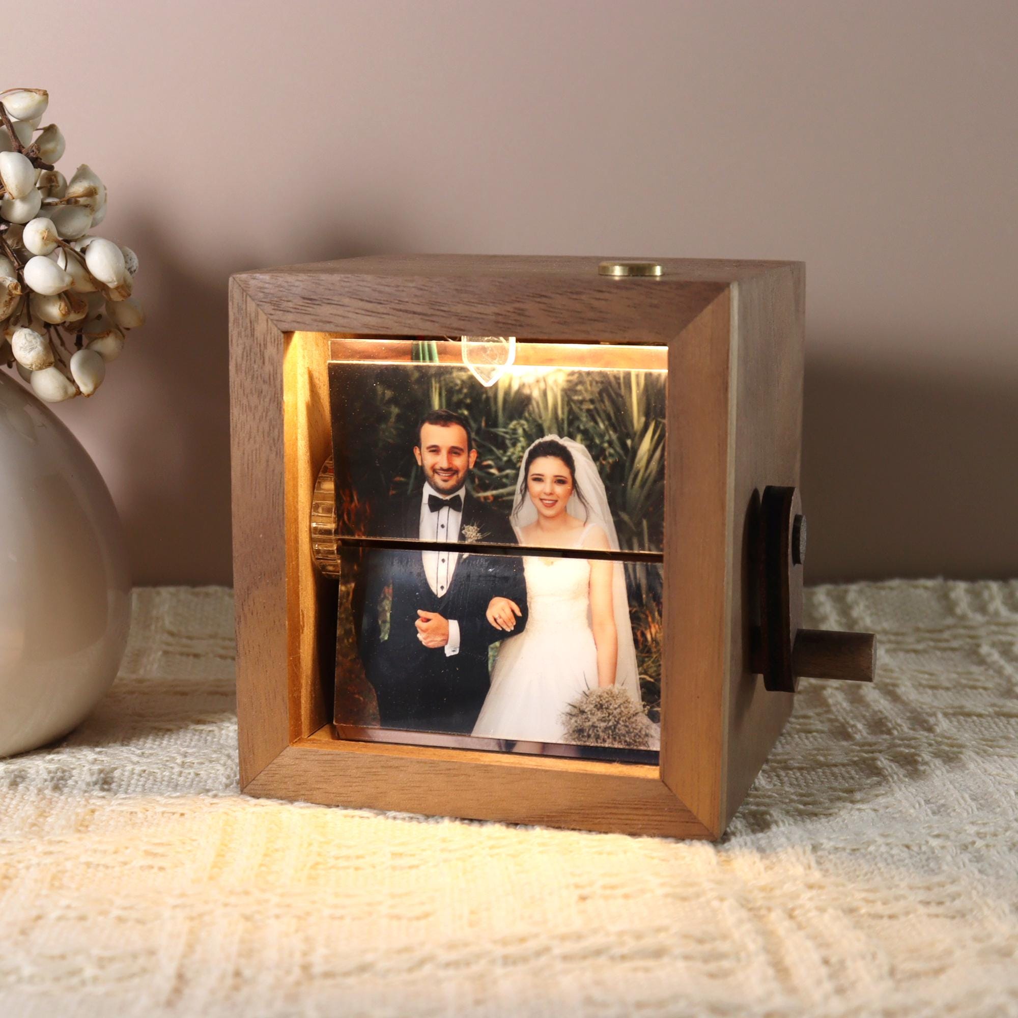 Custom Flipbook Photo Box with Light, Hand Crank Flipbook Box for Dad, Personalized Flipbook Album Unique Anniversary, Father's Day Gift
