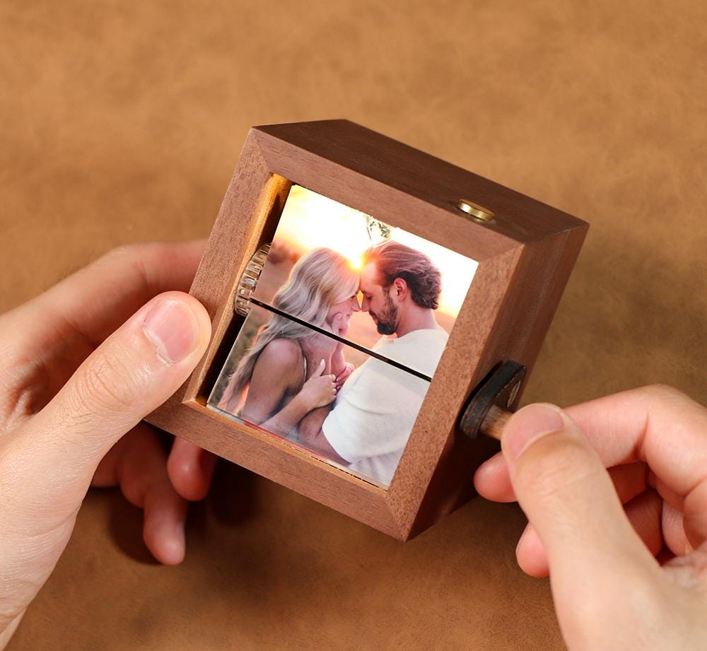 Custom wooden Photo Book with Light