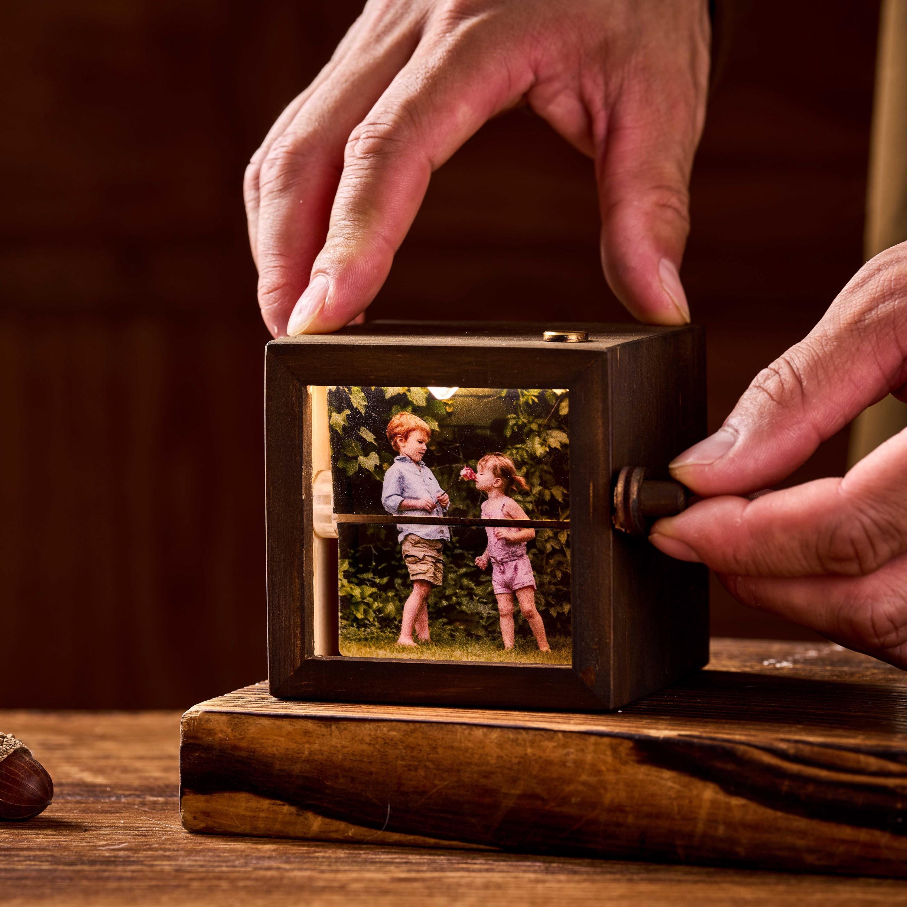 Custom Photo Flip book Animation Box